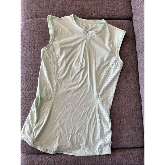 Athleta Woman’s top   - Picture 1 of 7